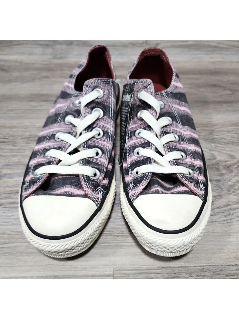 Converse Missoni x Chuck Taylor All Star Low Top Sneakers Size 5.5 -New With Tag